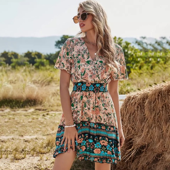 Haute Ellie Dresses & Skirts - Simply Casual & Chic Bohemian Prairie Dress